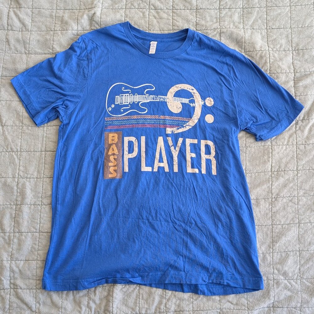 Bass Player graphic T shirt size L